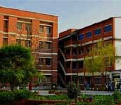 Sardar Bhagwan Singh Post Graduate Institute of Biomedical Sciences and Research